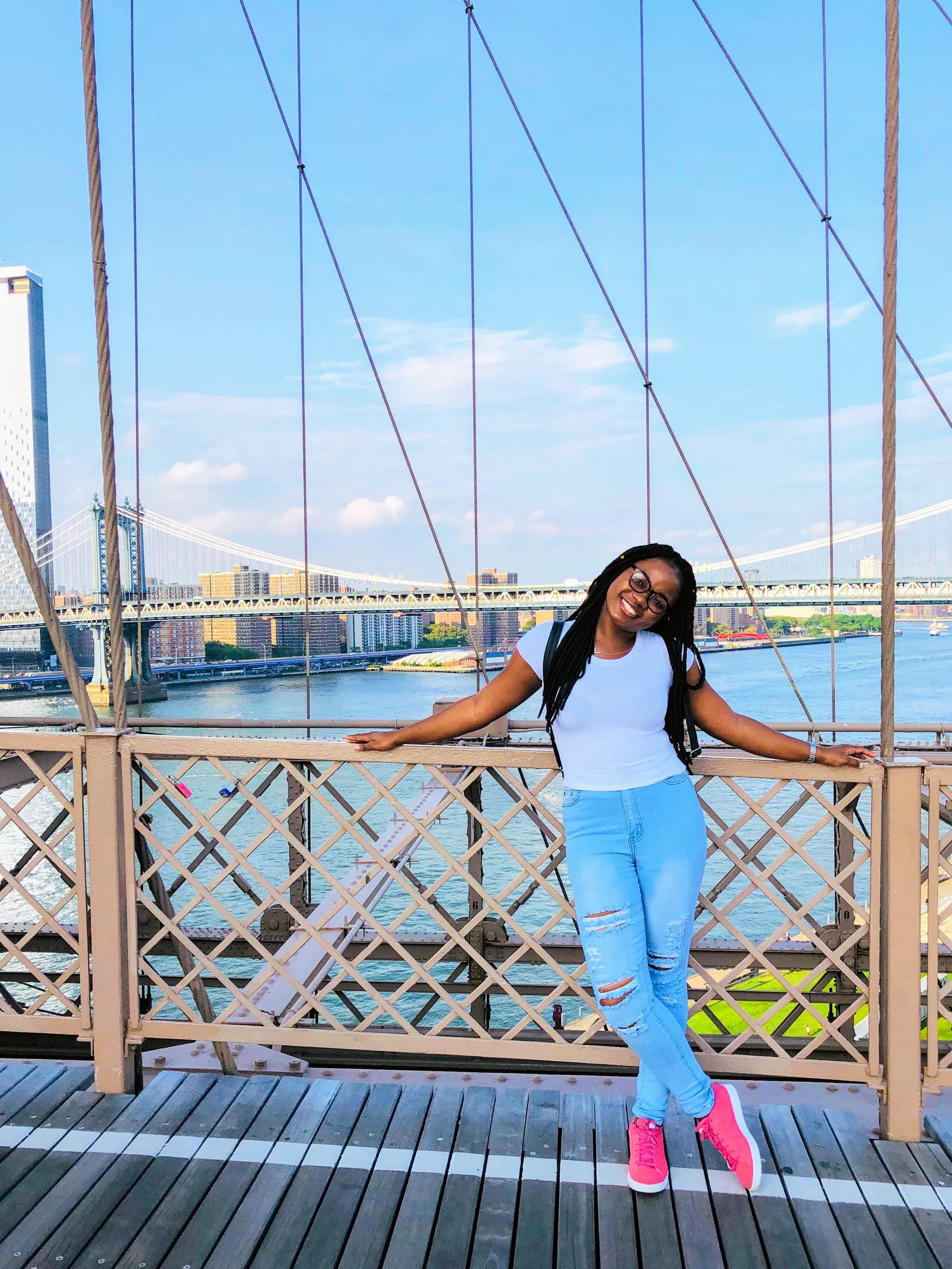 Picture of Nancy at Brooklyn Bridge, New York